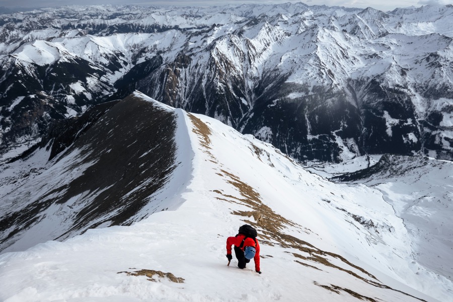 Expedição de alpinismo — glaciar